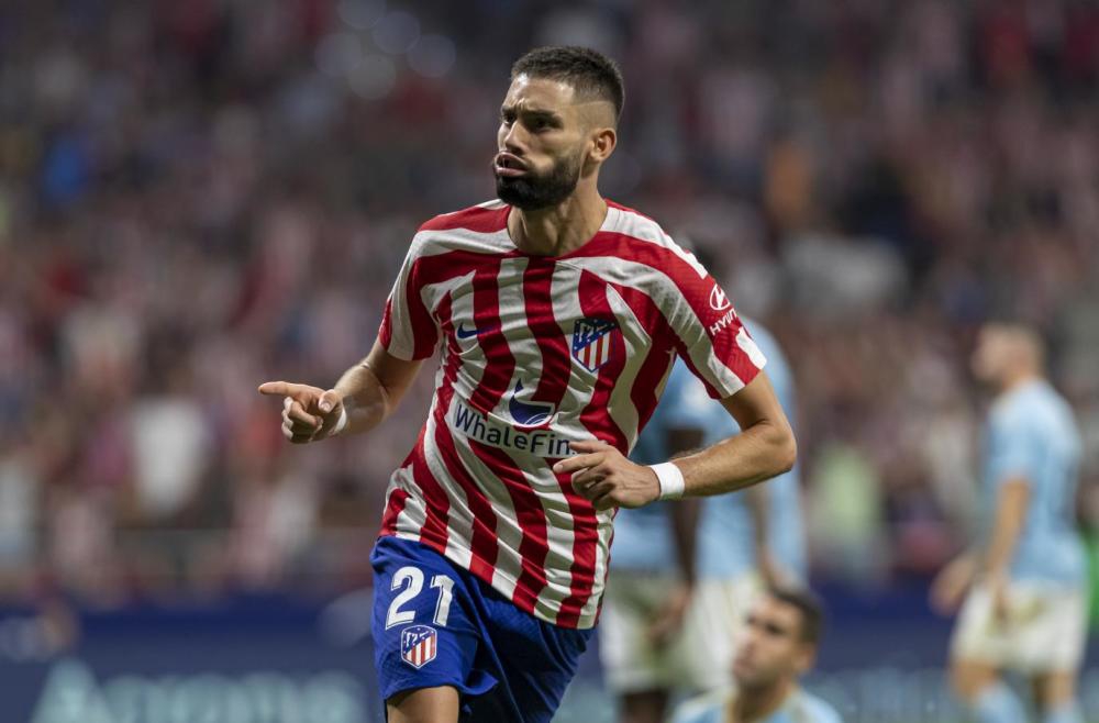 滕哈赫：马奎尔替补德赫亚门将卡塞米罗英语不好，所以C罗当队长